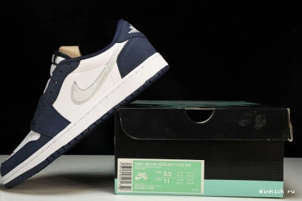 1 Midnight Jordan Navy Low SB 1009